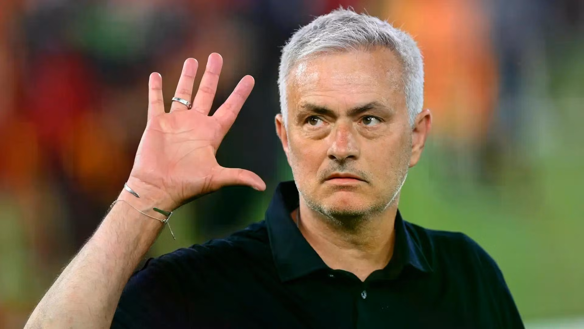 Jose Mourinho - "Người đặc biệt" với cá tính mạnh mẽ và những thành công vang dội trong quá khứ