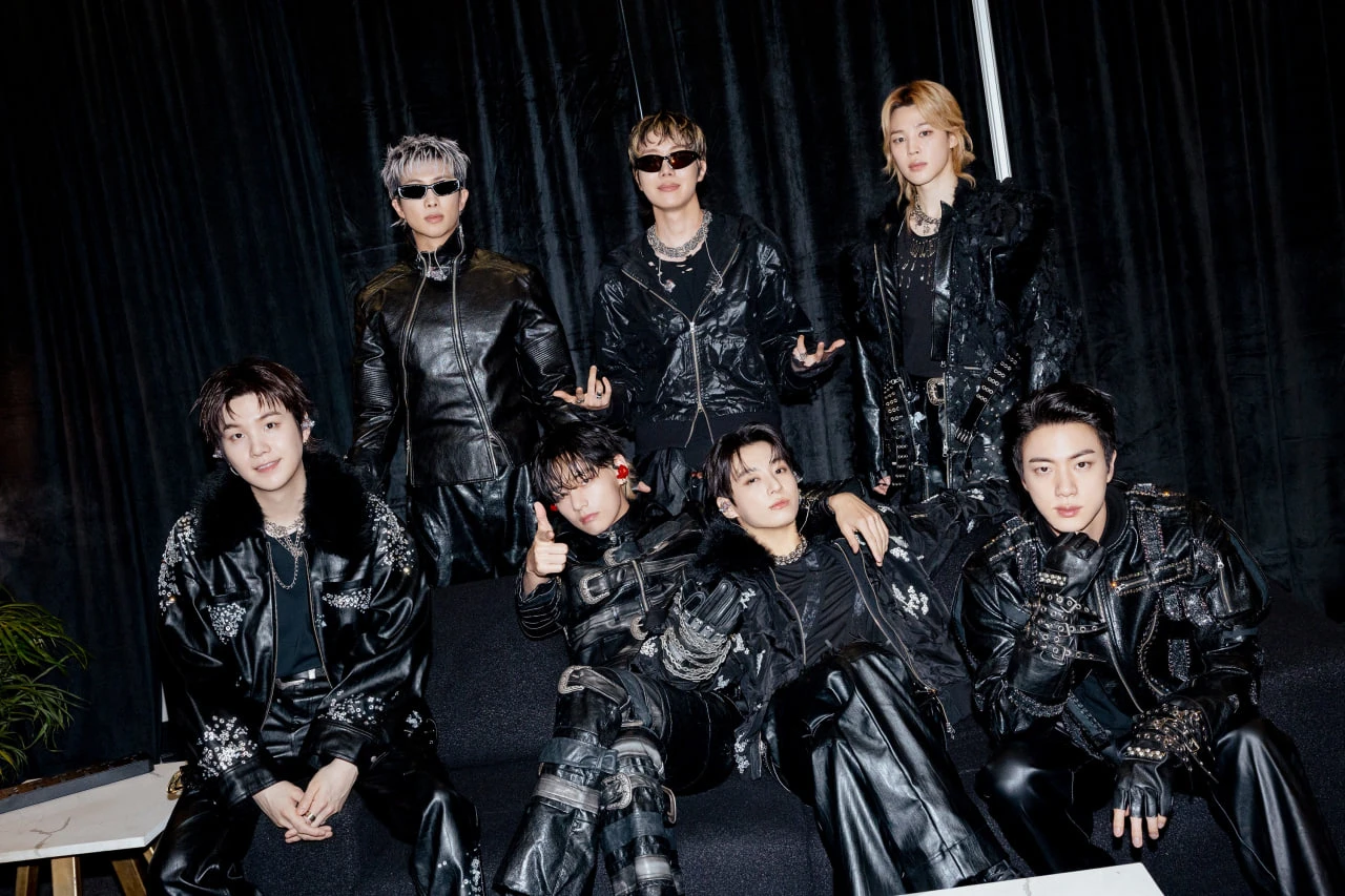 BTS vừa khép lại chuỗi 3 đêm diễn bùng nổ tại Mexico, tạo nên một bầu không khí lễ hội chưa từng có