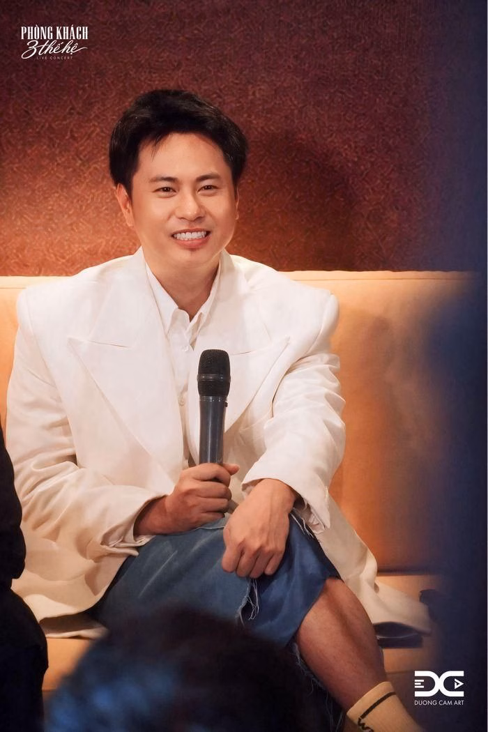 "Sẽ không có hát nhép ở đây mà tất cả đều là hát live để khán giả cảm thấy xứng đáng khi bỏ tiền mua vé", nhạc sĩ Dương Cầm nói.