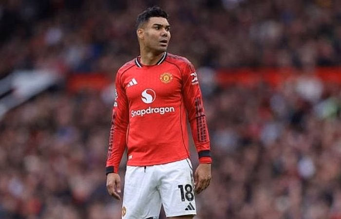 Casemiro chọn thời điểm ra đi khi vẫn còn giữ được tầm ảnh hưởng và sự tôn trọng từ người hâm mộ Quỷ đỏ.